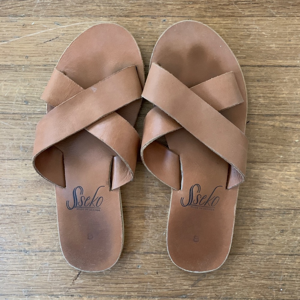 Sseko Crossover slides